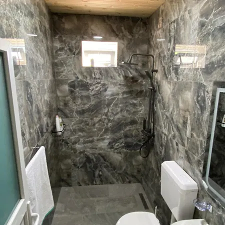 Kroni بيت ضيافة 3*